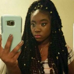 Meet your Posher, Queenisha